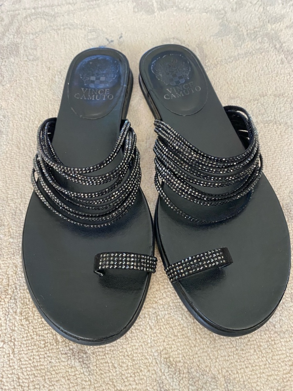 Vince Camuto Toe Ring Sparkly Sandals Black Size 7
